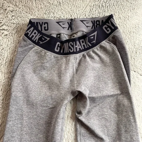 Gymshark OG flex leggings {size small} - Picture 2 of 3